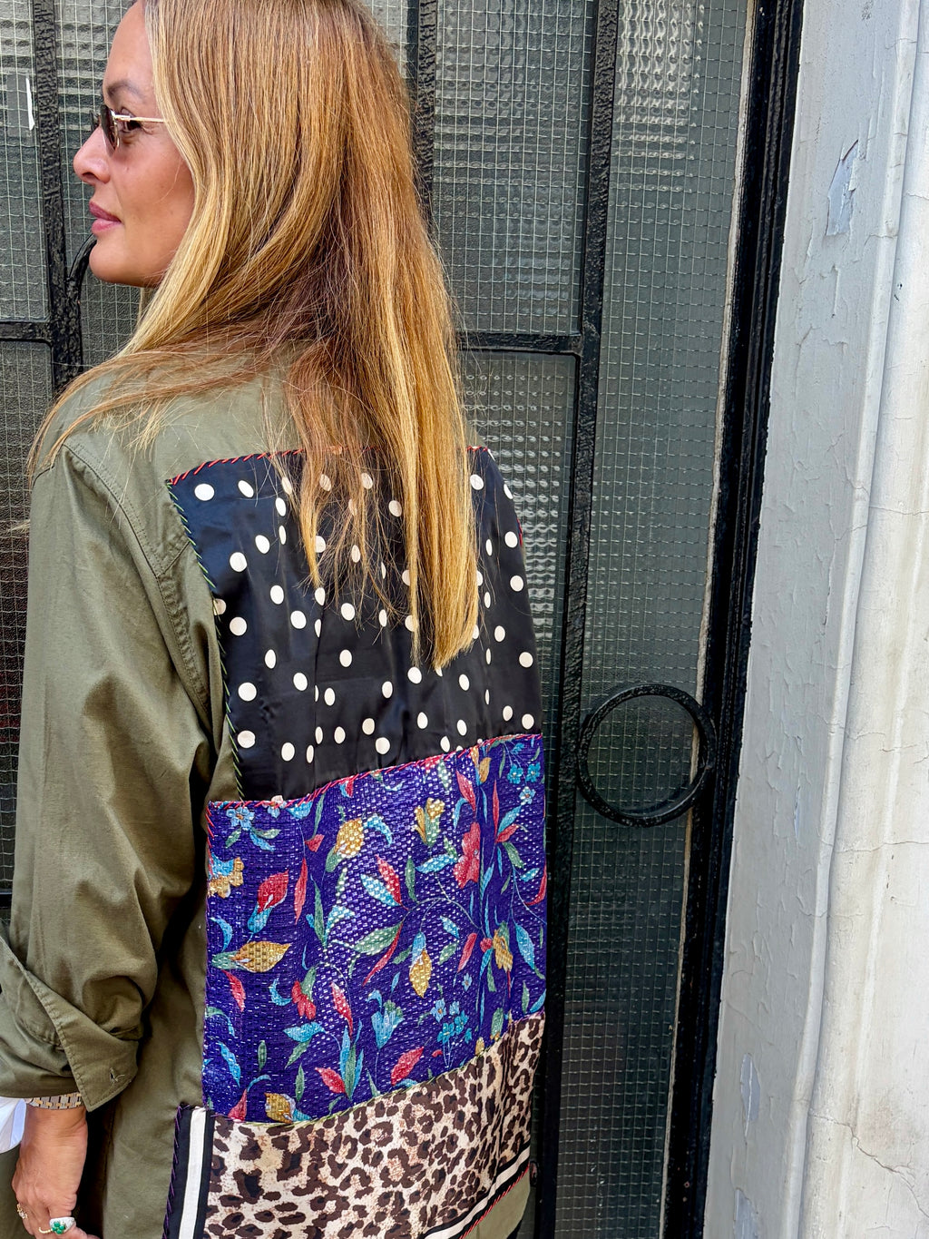 Veste kaki pois